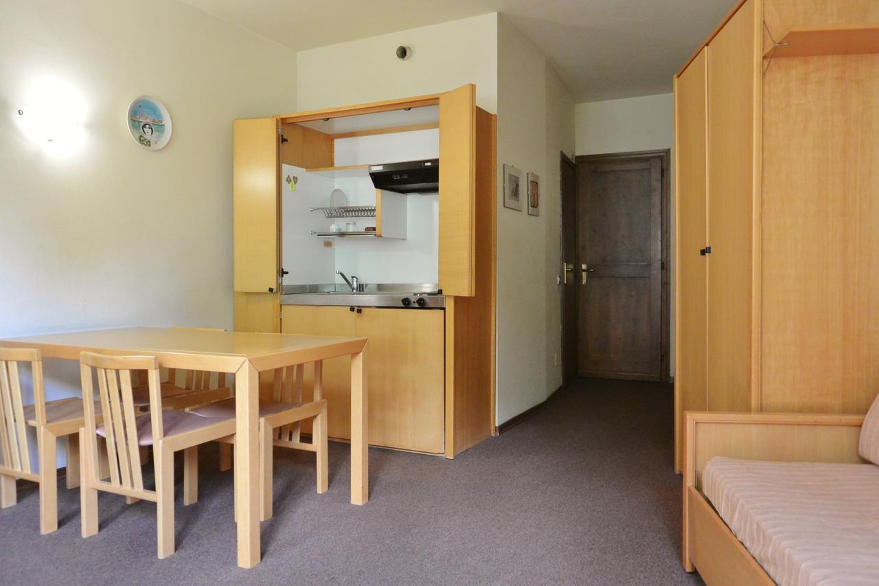 Appartamenti La Maison De Vacances بيريوِل تْشيرفينيا المظهر الخارجي الصورة